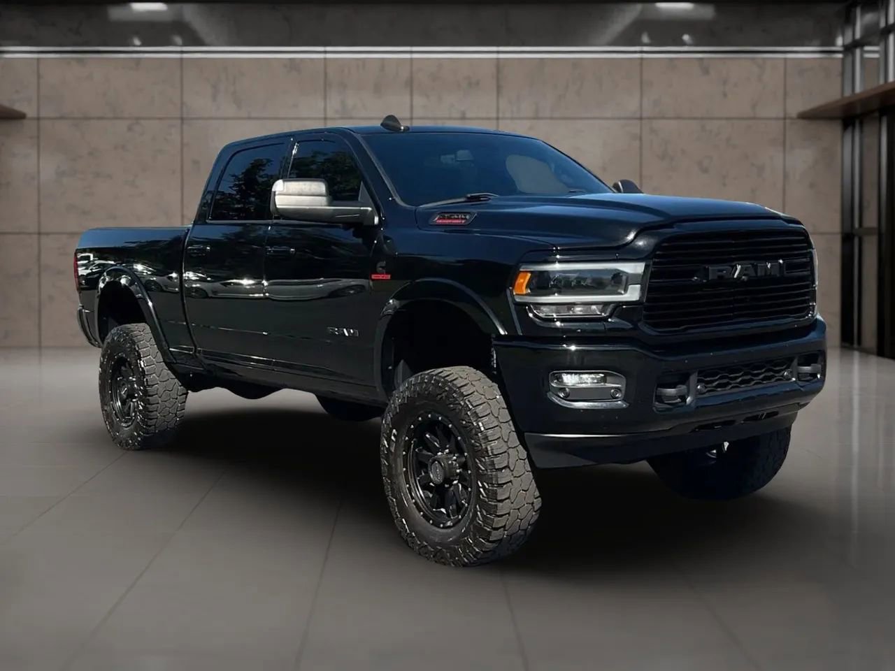 Used 2020 RAM 2500 Laramie image 14