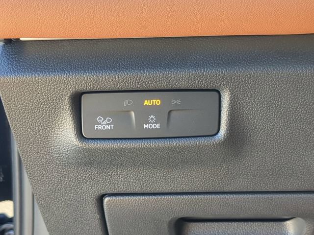 New 2026 Volkswagen Tiguan SEL R-Line image 28