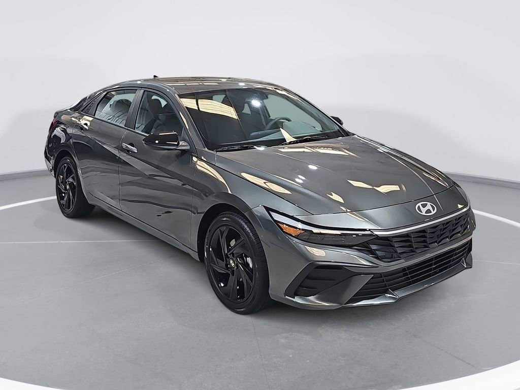 New 2026 Hyundai Elantra Sport image 3