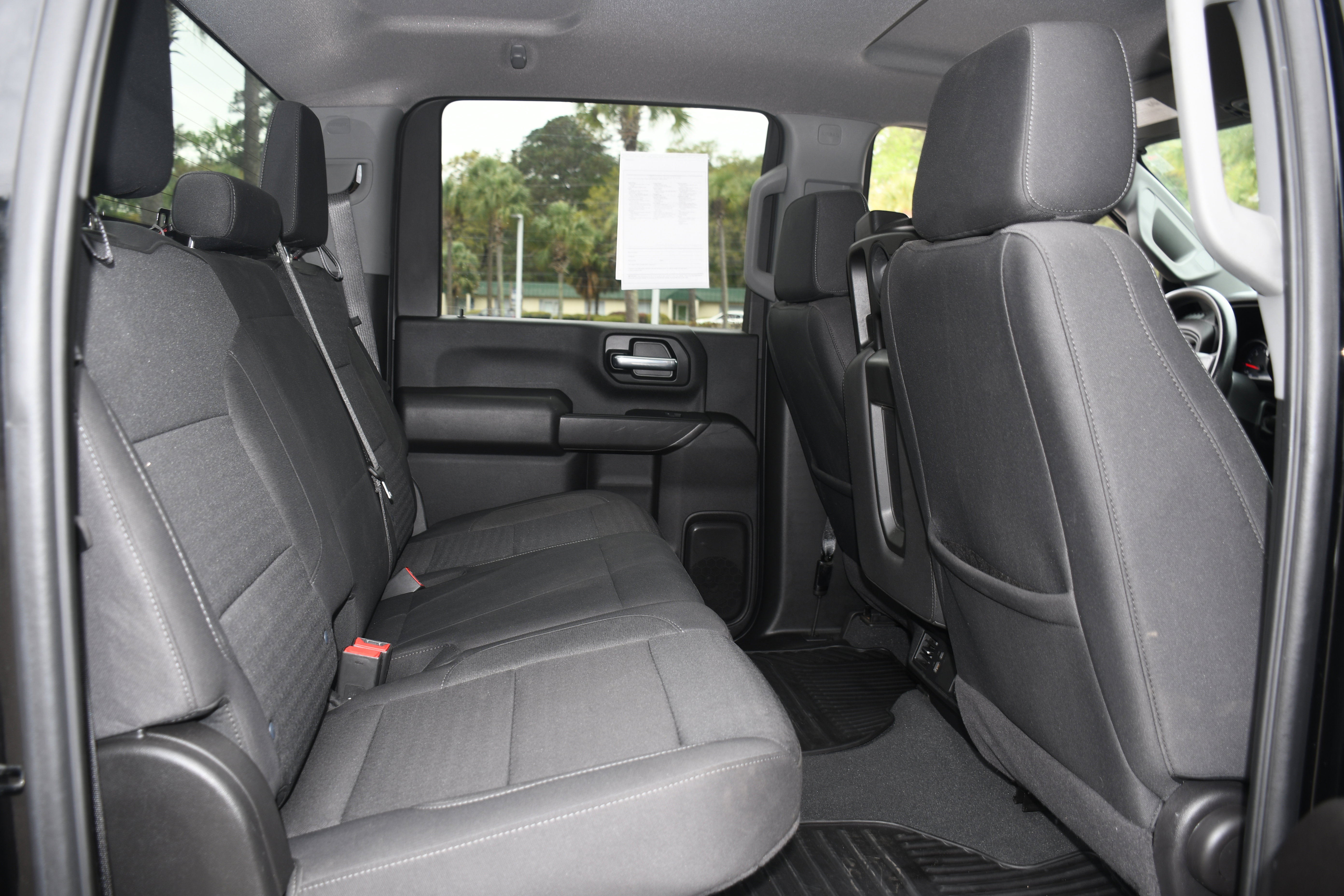 Used 2024 Chevrolet Silverado 2500 Custom w/ Custom Value Package image 17