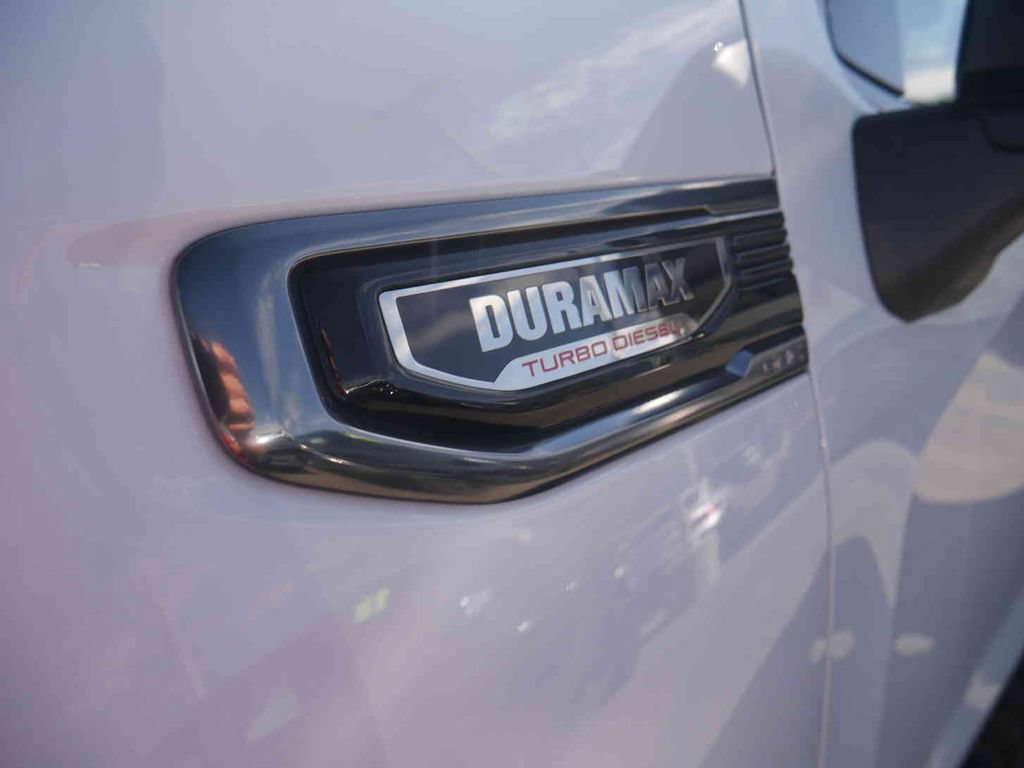 Used 2025 GMC Sierra 1500 AT4 w/ AT4 Premium Package AWD/4WD image 27