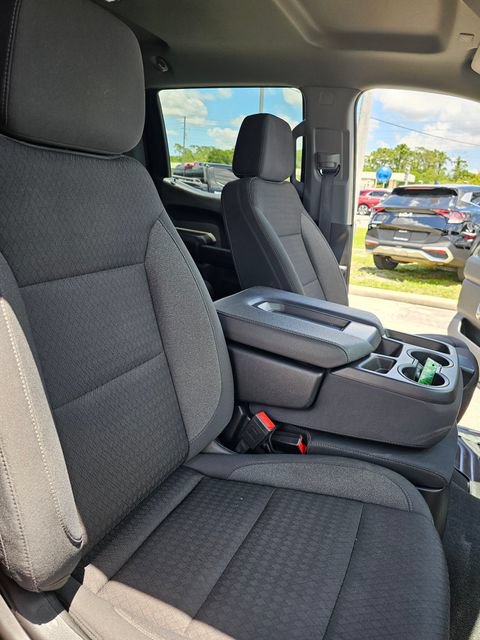 Used 2024 Chevrolet Silverado 1500 Custom Trail Boss AWD/4WD image 23