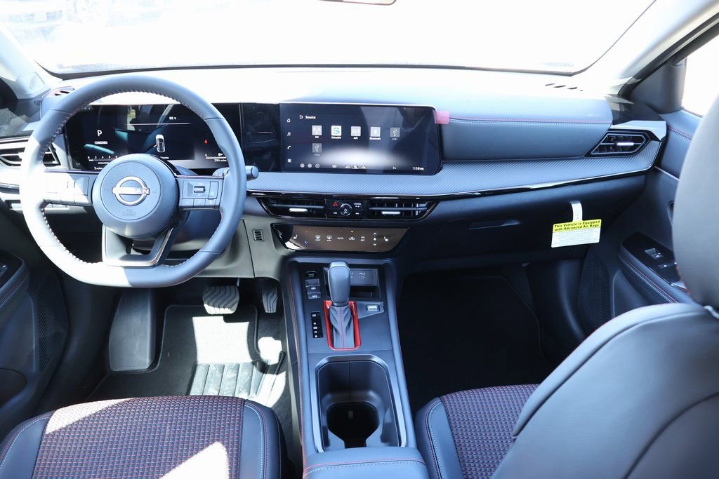 New 2026 Nissan Kicks SR w/ Cold Weather Package image 6