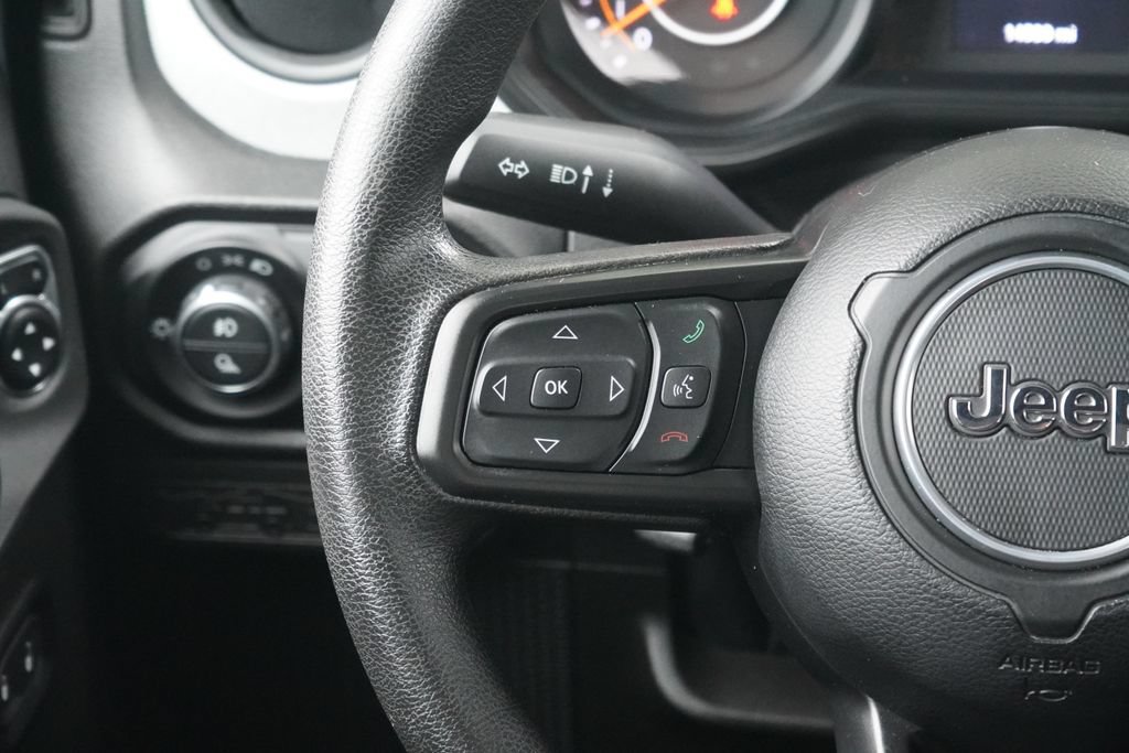Used 2024 Jeep Gladiator Sport AWD/4WD image 12