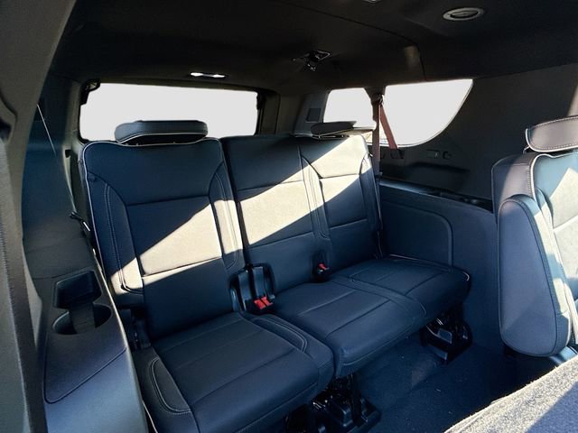 New 2025 Chevrolet Suburban Premier image 29