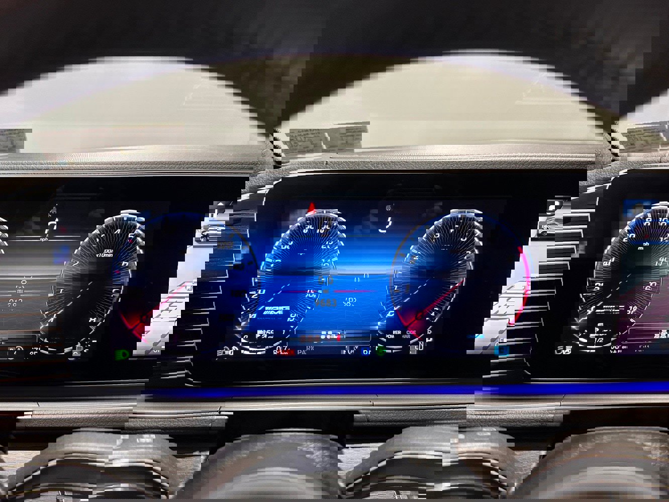 Used 2025 Mercedes-Benz GLE 53 AMG 4MATIC image 17