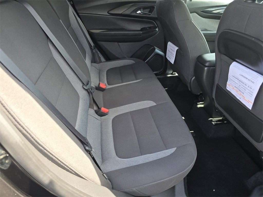 Used 2024 Chevrolet TrailBlazer LT w/ LT Cold Weather Package image 20