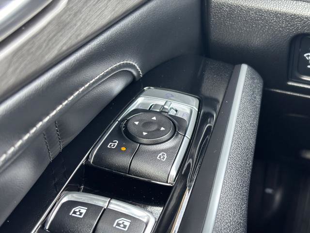 Certified 2025 Kia Sorento SX image 24