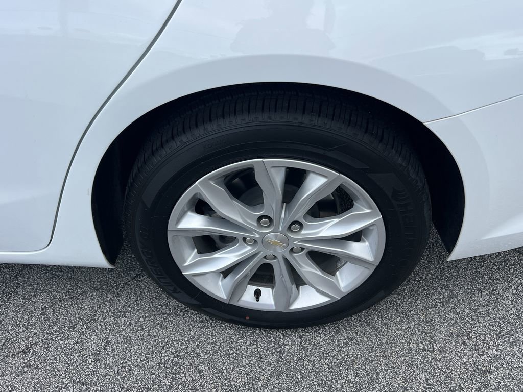 Used 2024 Chevrolet Malibu LT image 33