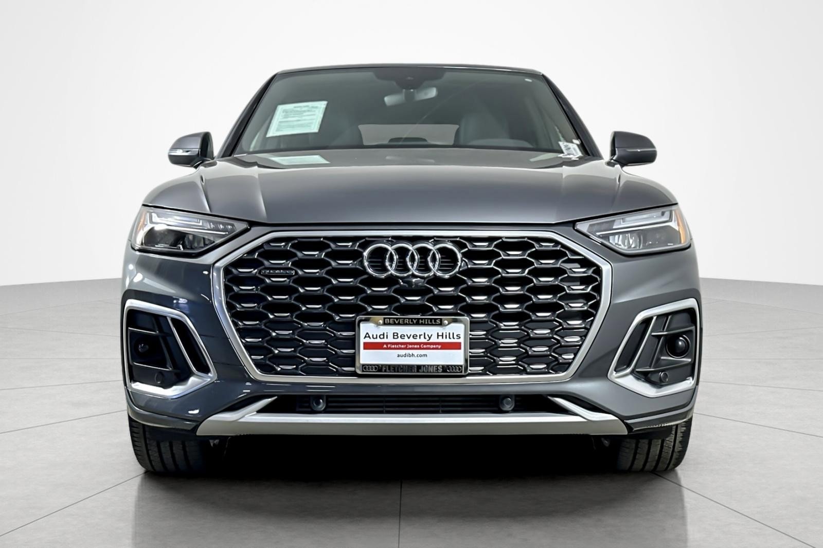 Used 2023 Audi Q5 2.0T Premium w/ Convenience Package image 8