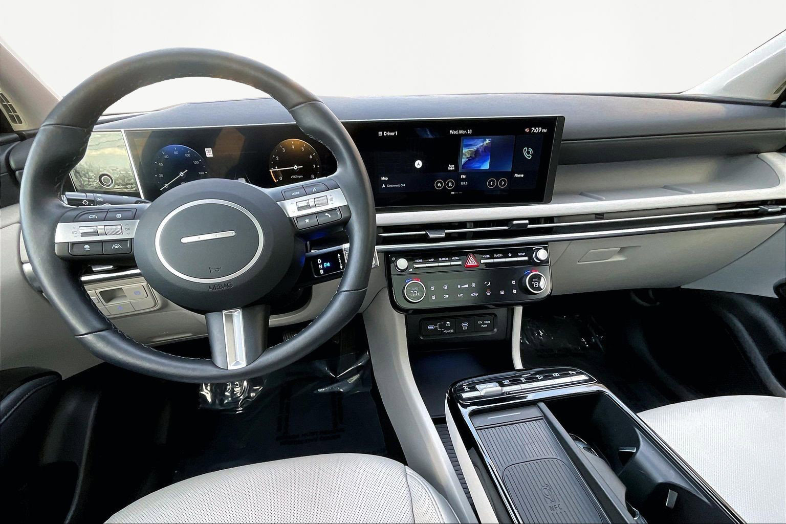 Used 2025 Hyundai Tucson Limited image 8