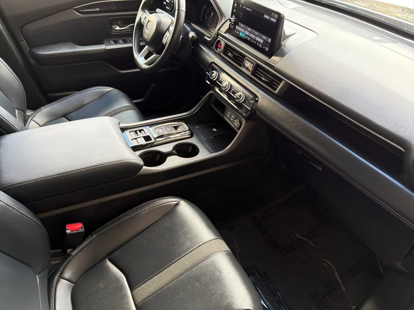 Used 2025 Honda Pilot EX-L image 17