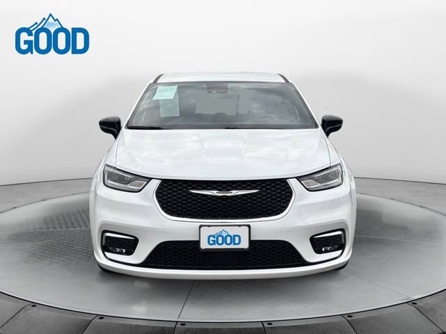 Used 2024 Chrysler Pacifica Touring image 8