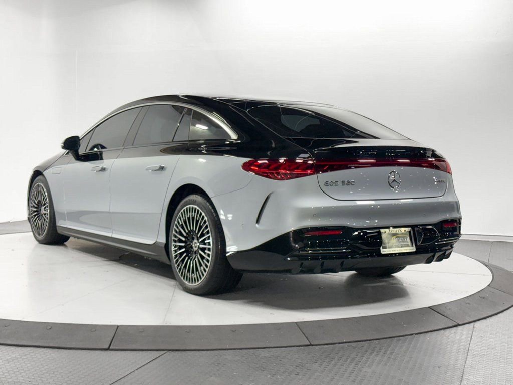 Used 2022 Mercedes-Benz EQS 580 4MATIC Sedan image 32