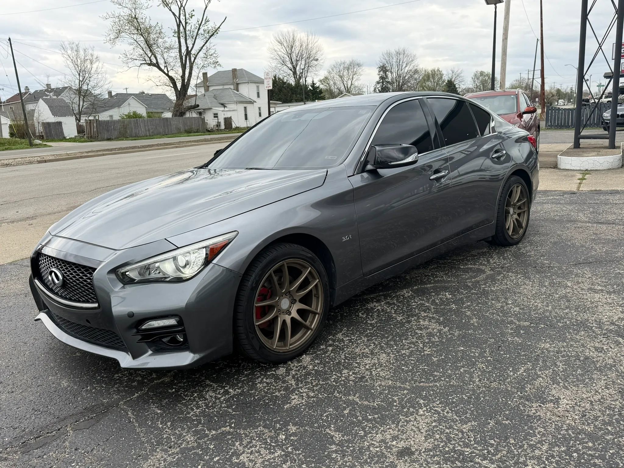 Used 2017 INFINITI Q50 Signature Edition w/ All Weather Package (L93) image 4