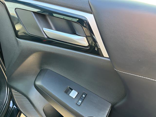 Used 2023 Mitsubishi Outlander SE image 35