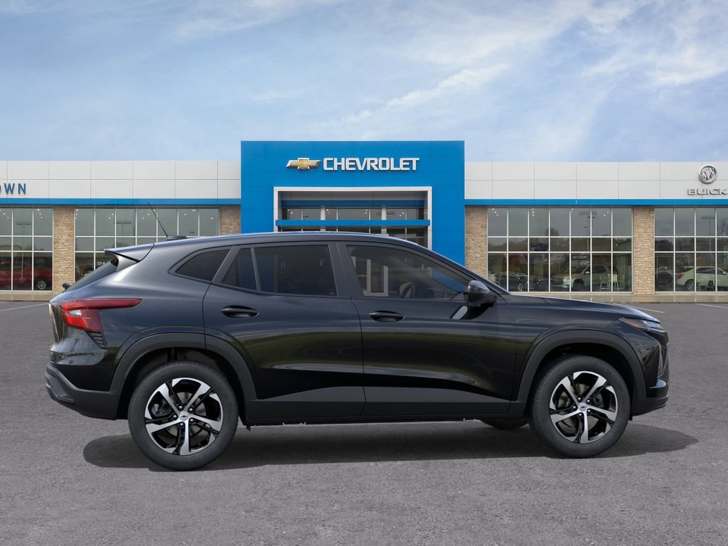 New 2026 Chevrolet Trax RS w/ Driver Confidence Package FWD image 5