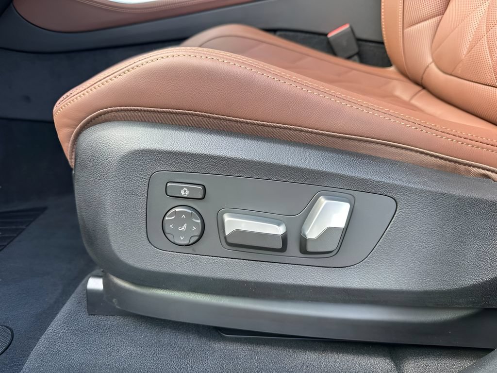 Certified 2026 BMW X5 xDrive40i AWD/4WD image 11