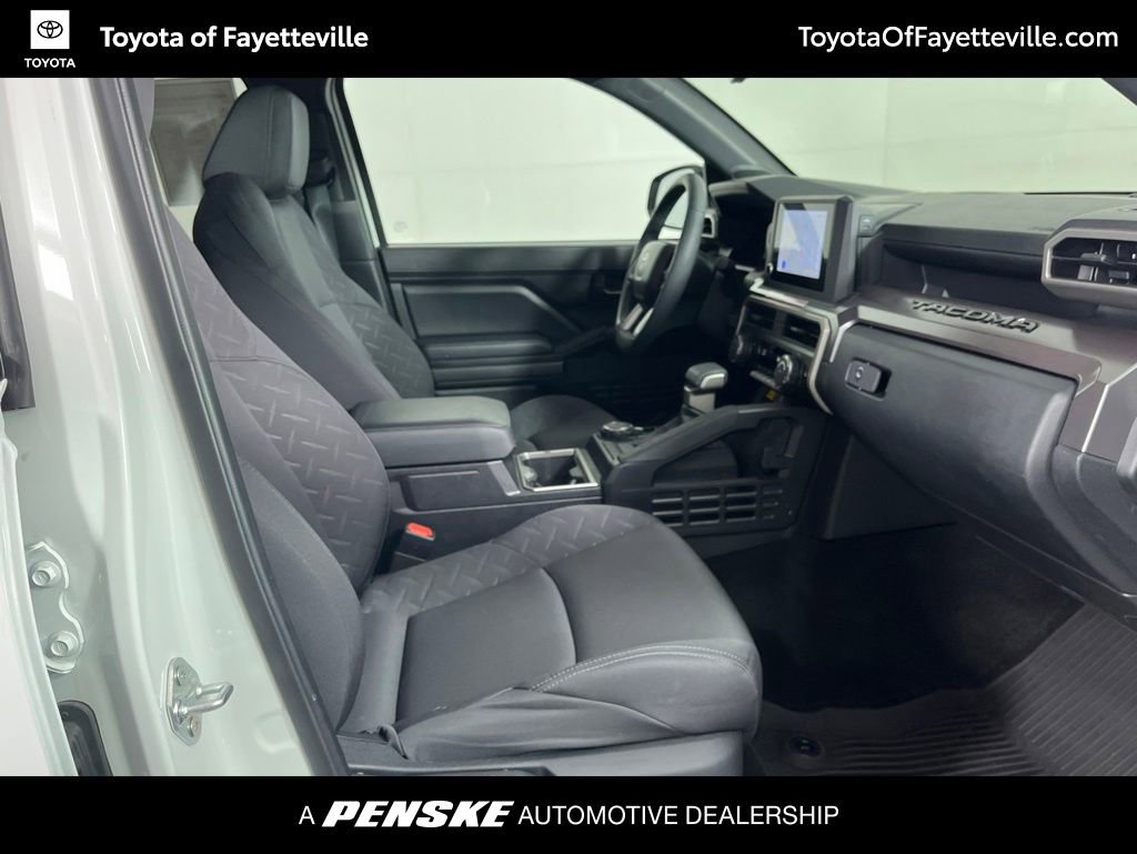 Certified 2025 Toyota Tacoma SR5 w/ SR5 Upgrade Package AWD/4WD image 4