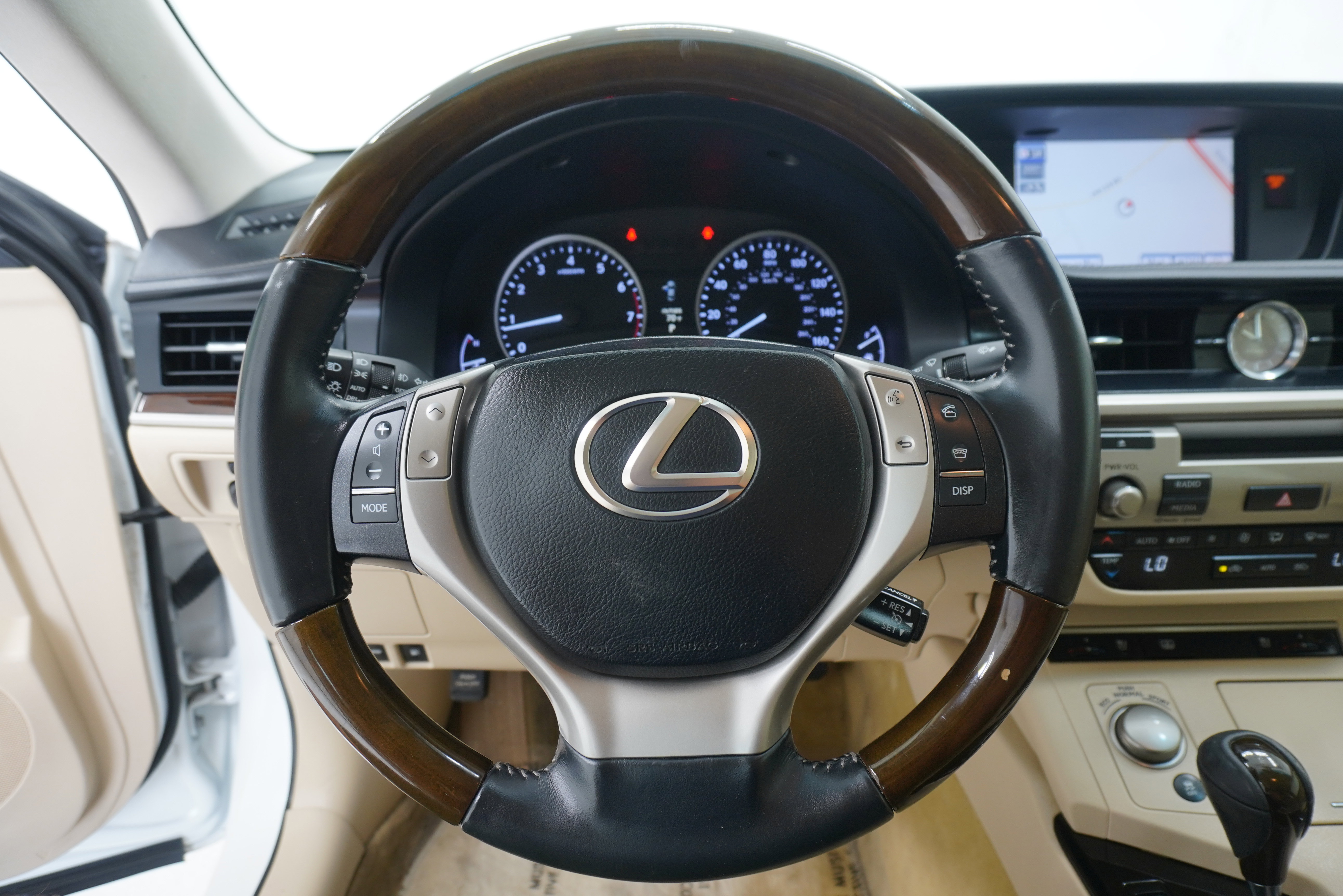 Used 2013 Lexus ES 350 w/ Luxury Pkg FWD image 42