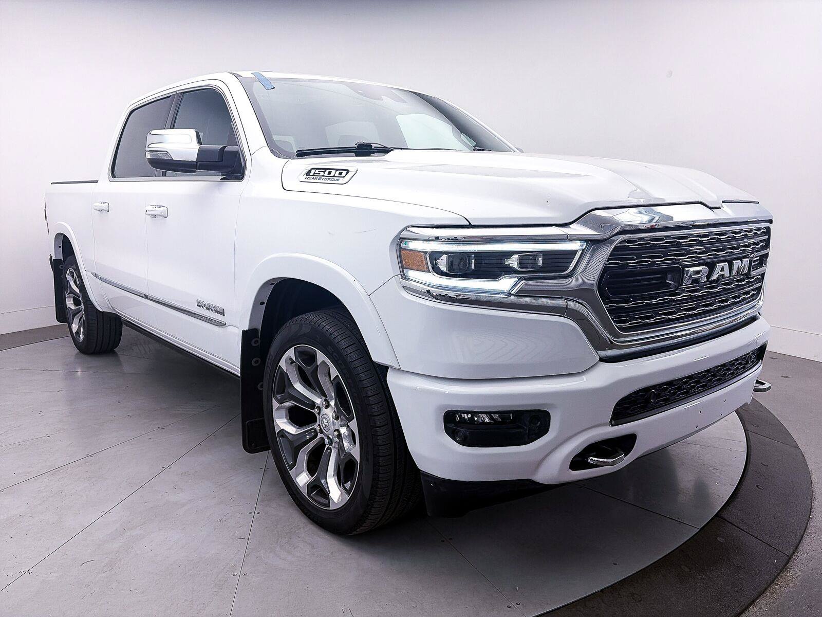 Used 2023 RAM 1500 Limited AWD/4WD image 11