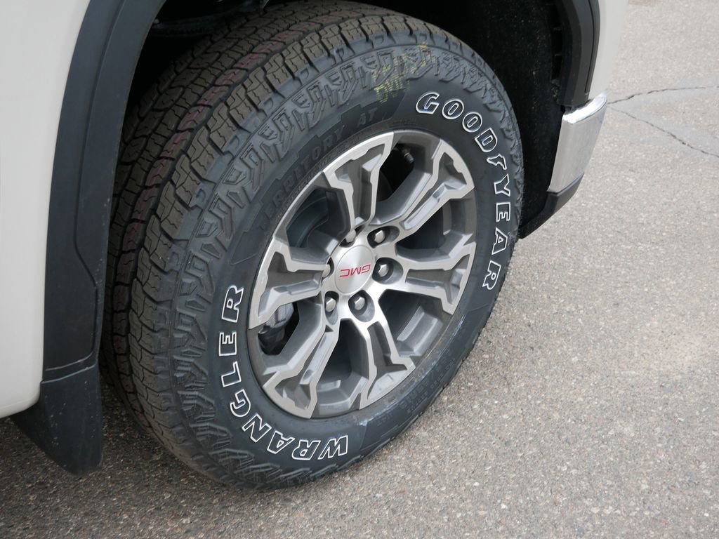 New 2026 GMC Sierra 1500 SLE w/ Preferred Package image 5