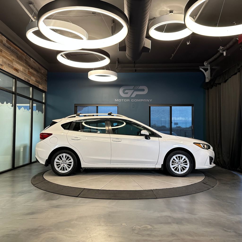 Used 2017 Subaru Impreza 2.0i Premium AWD/4WD image 2