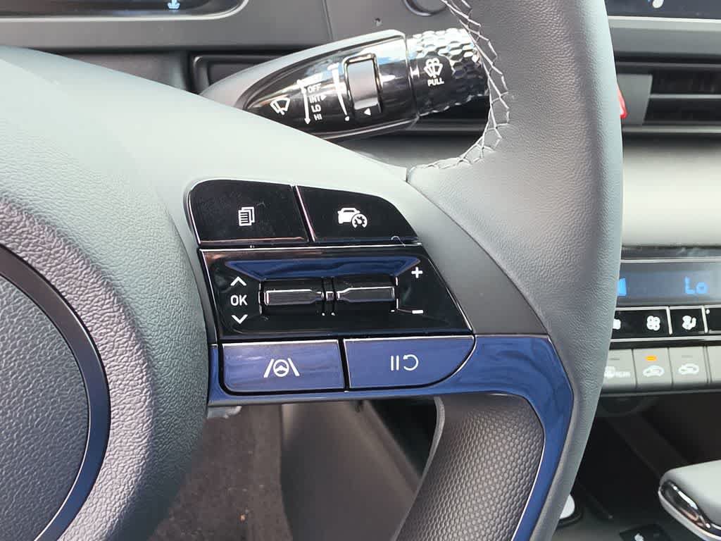 New 2026 Hyundai Elantra SEL Sport FWD image 26