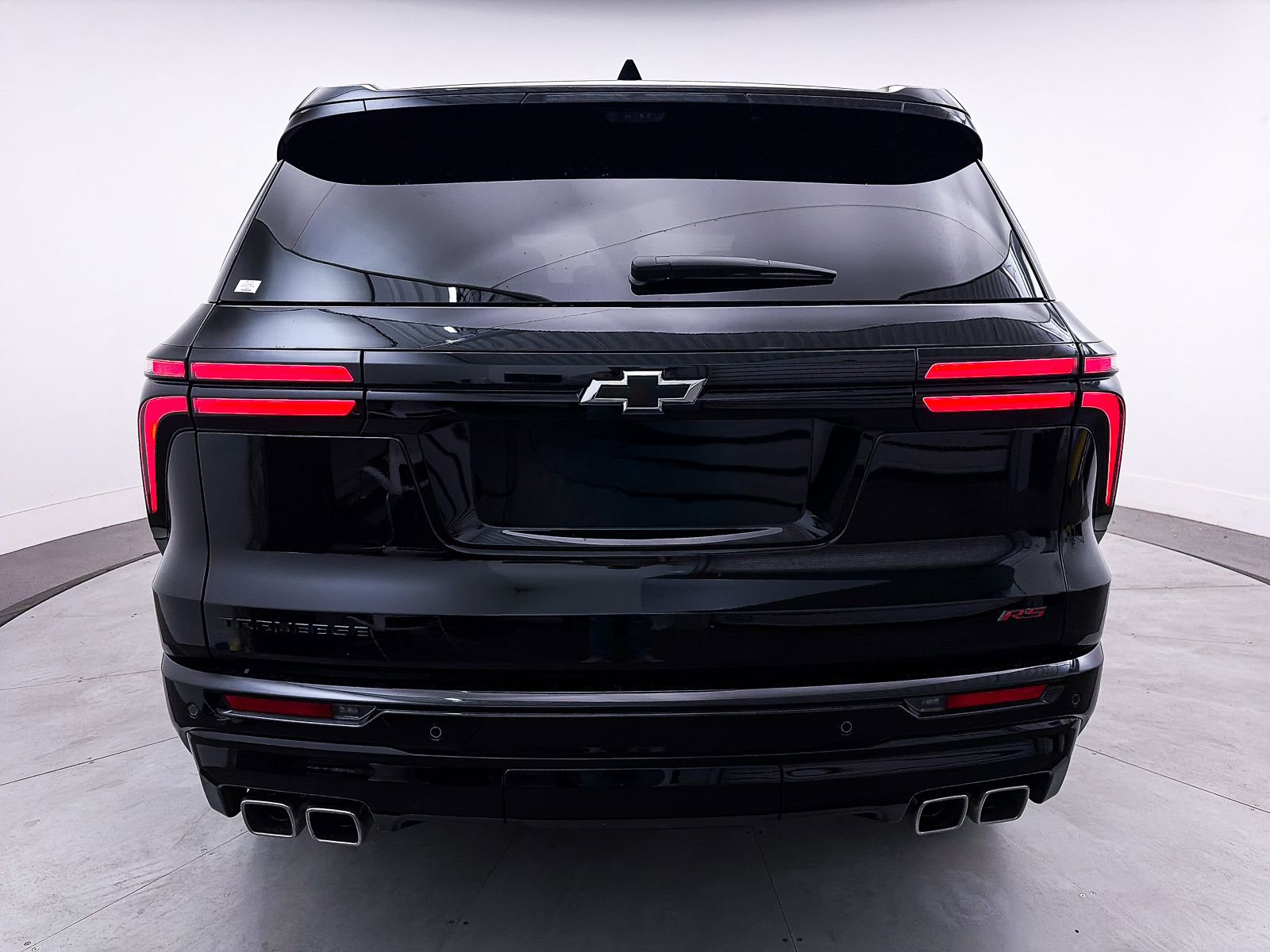Used 2024 Chevrolet Traverse RS image 17