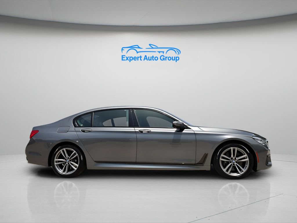 Used 2016 BMW 750i xDrive AWD/4WD image 11