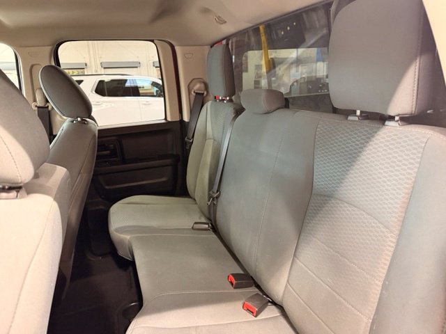 Used 2017 RAM 1500 Express AWD/4WD image 18
