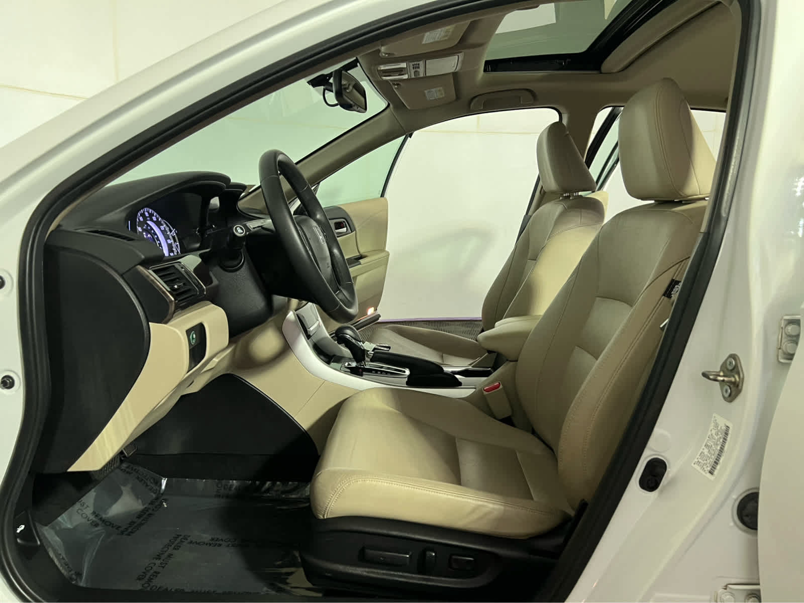 Used 2017 Honda Accord EX-L image 21