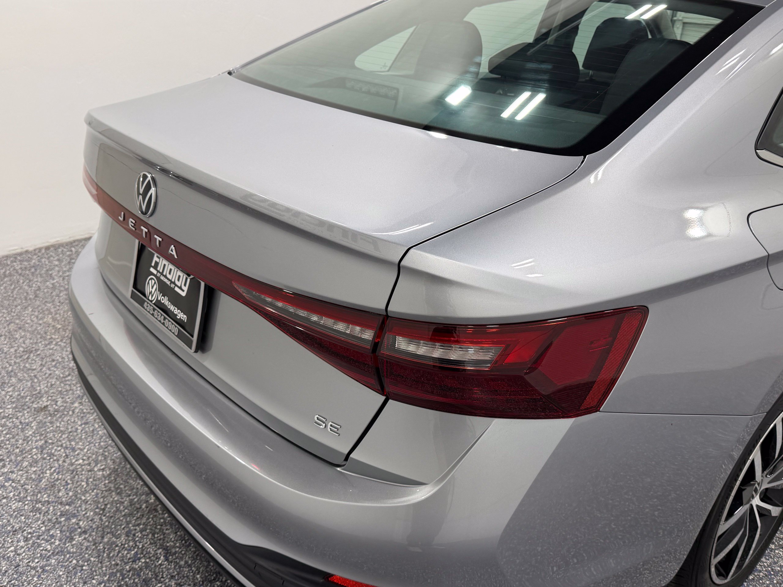 Certified 2026 Volkswagen Jetta SE FWD image 17