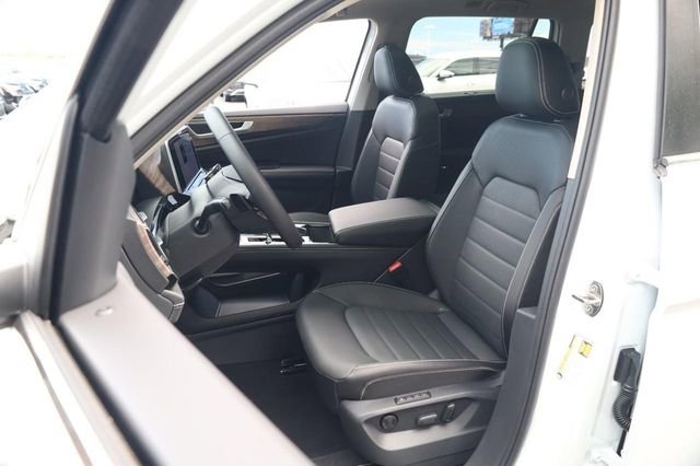 New 2026 Volkswagen Atlas SEL image 10