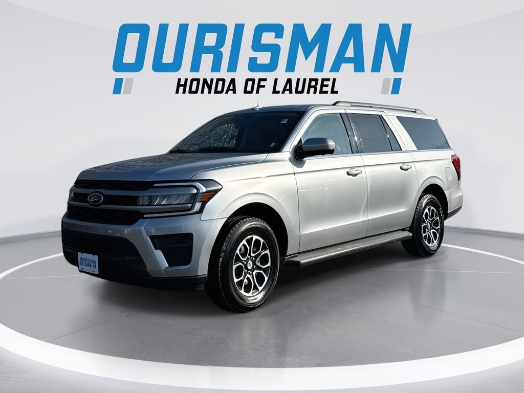 Used 2024 Ford Expedition Max XLT image 1