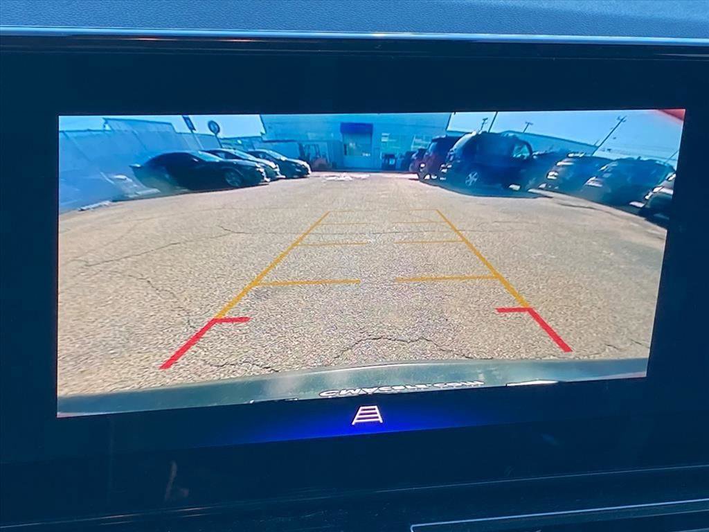 Used 2025 Chevrolet TrailBlazer RS w/ Convenience Package image 21