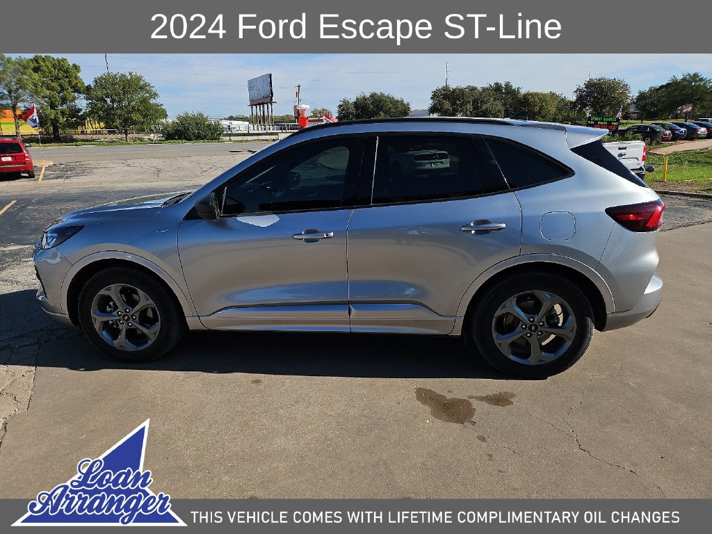 Used 2024 Ford Escape ST-Line w/ Tech Pack #1 FWD image 7