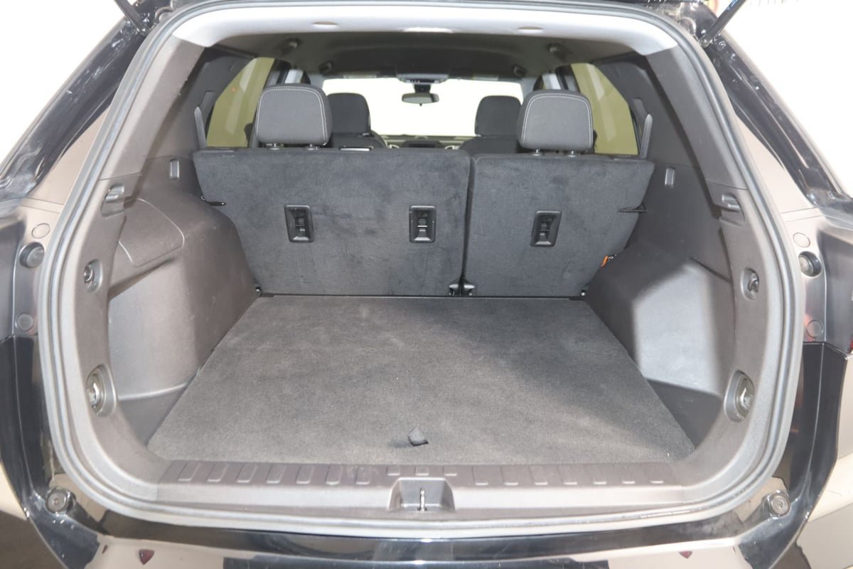 Used 2024 Chevrolet Equinox LS FWD image 40