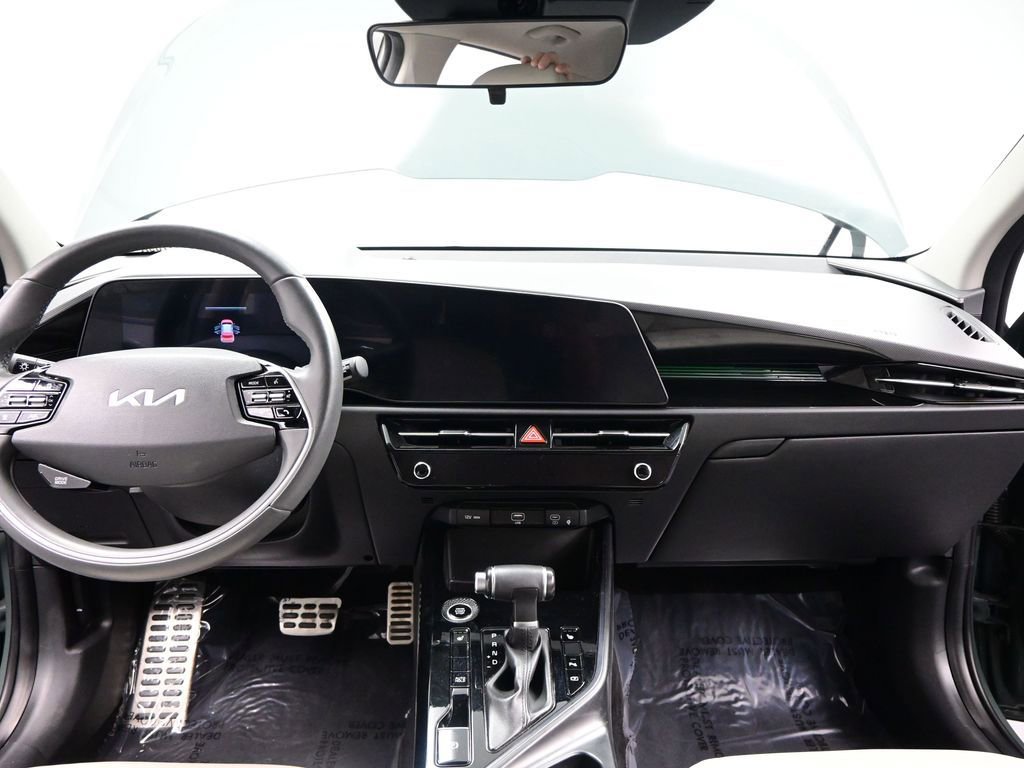 Used 2023 Kia Niro EX Touring image 20