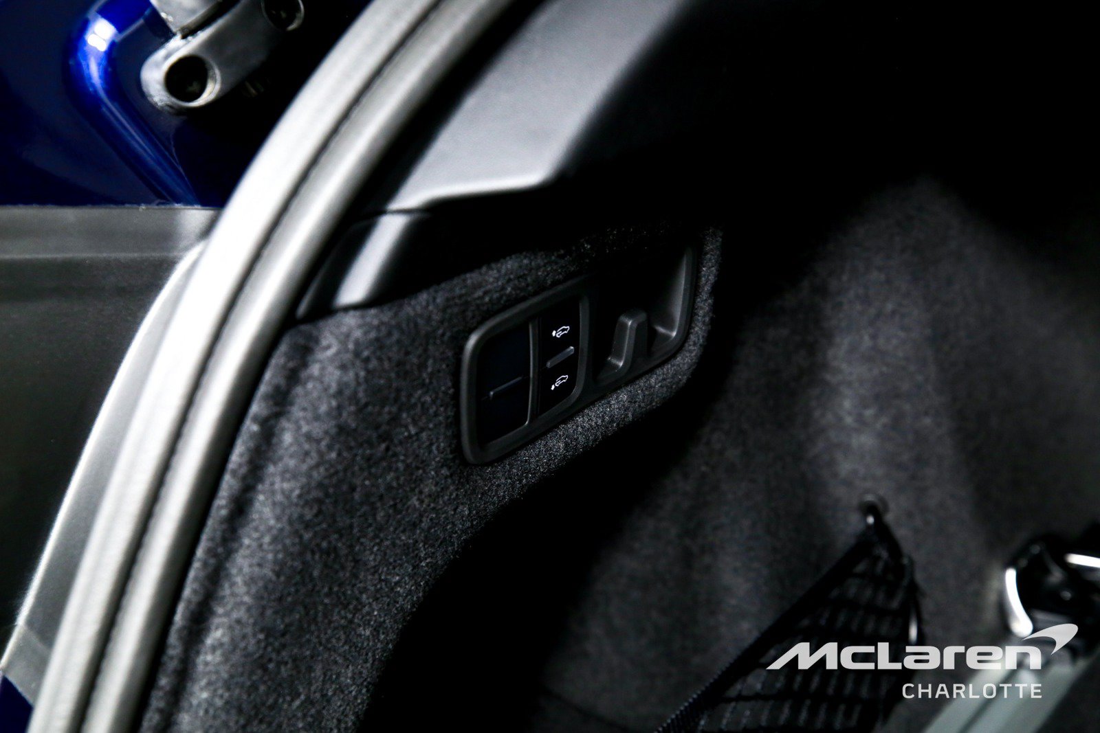 Used 2026 Lamborghini Urus SE AWD/4WD image 22
