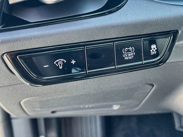 New 2026 Kia Niro LX FWD image 10