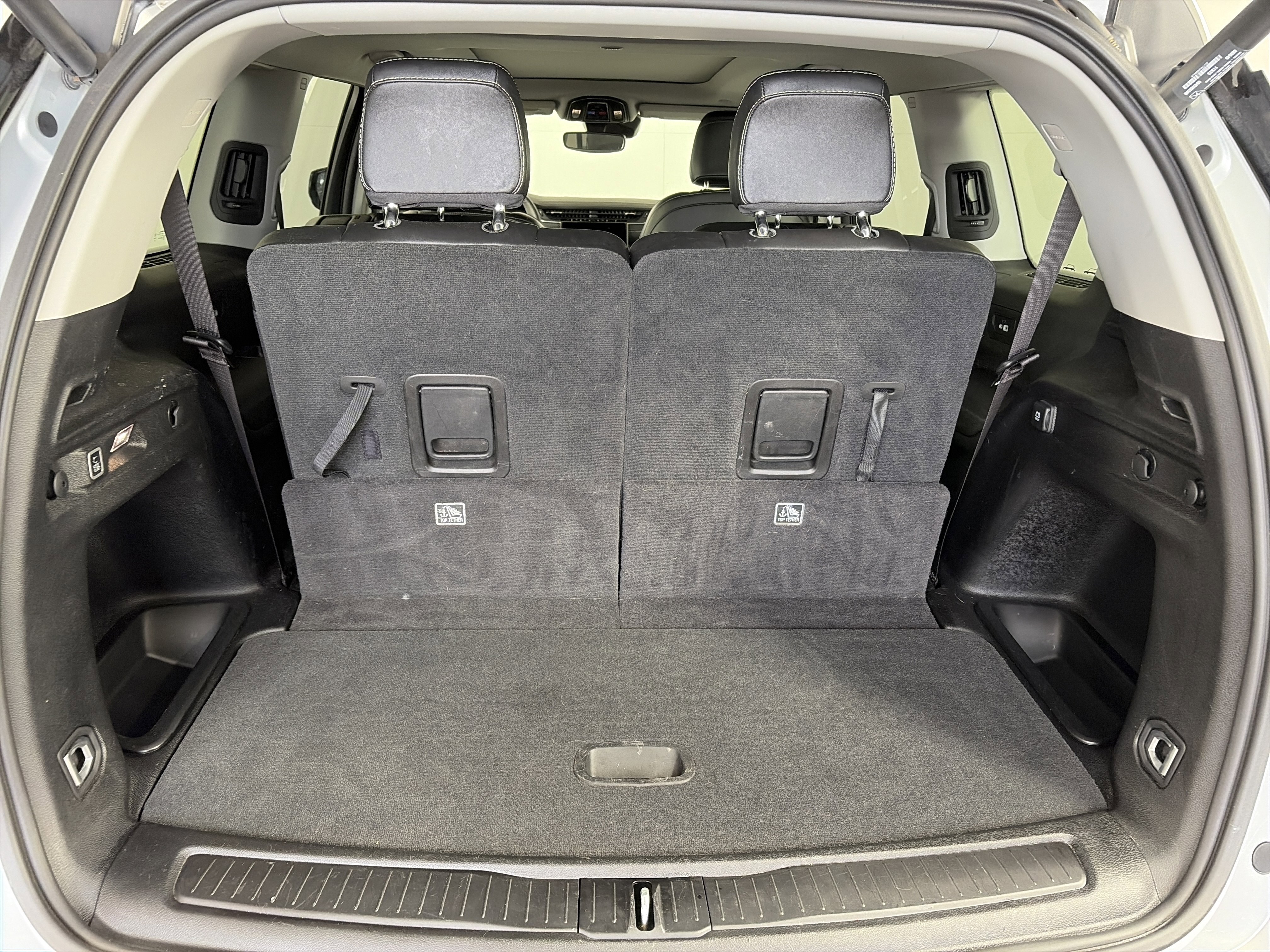 Used 2023 Jeep Grand Cherokee L Limited w/ Trailer Tow Group (B) image 15