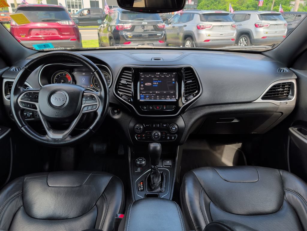 Used 2021 Jeep Cherokee High Altitude AWD/4WD image 16