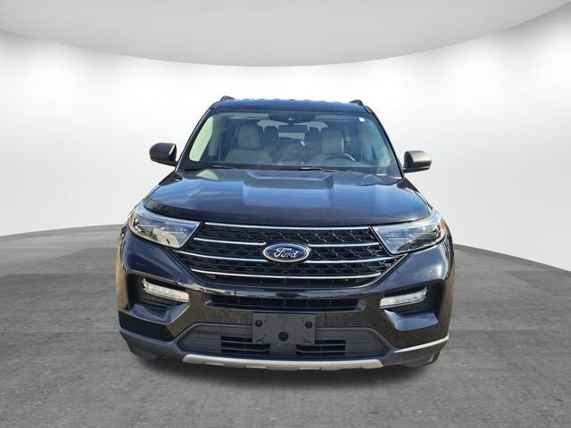 Certified 2020 Ford Explorer XLT w/ Equipment Group 202A image 2