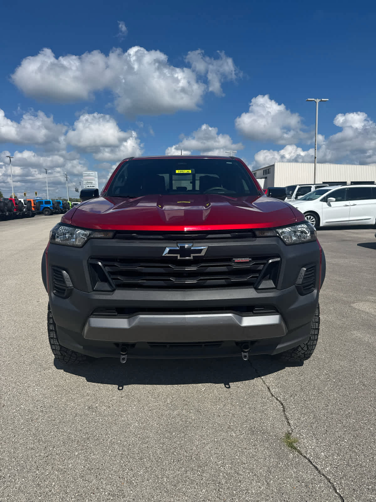 Used 2024 Chevrolet Colorado Trail Boss w/ Technology Package image 8