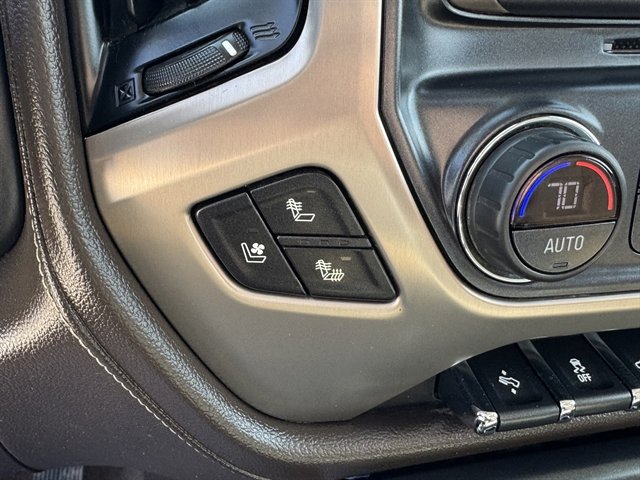 Used 2019 GMC Sierra 2500 Denali w/ Duramax Plus Package AWD/4WD image 14