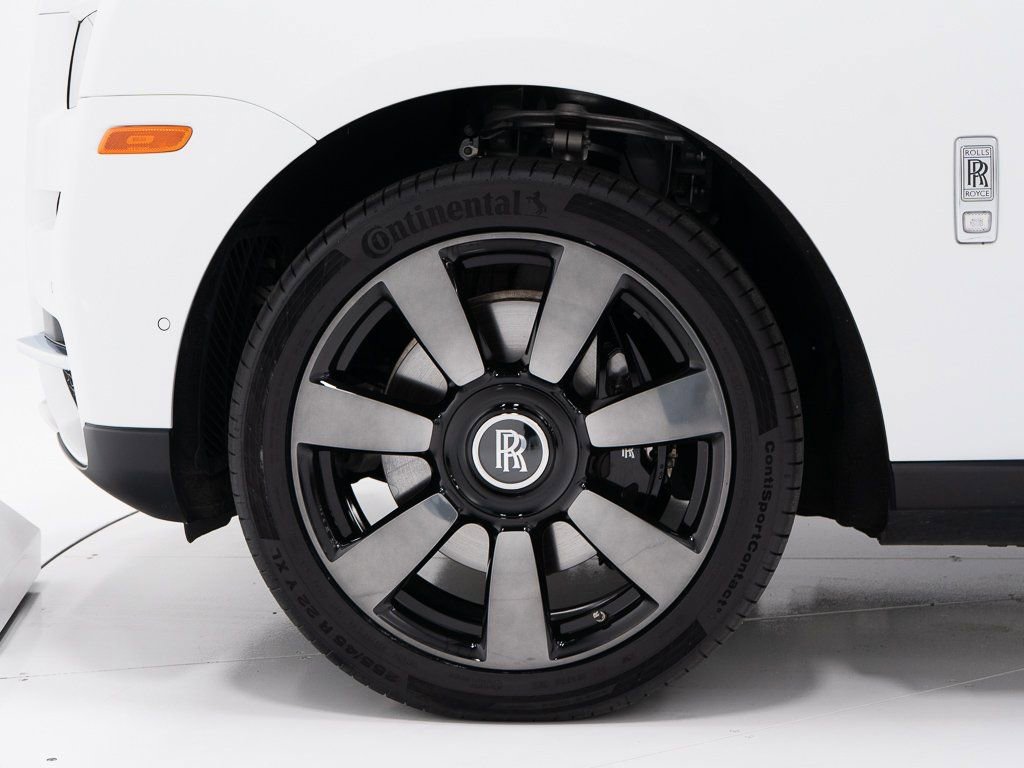 Certified 2024 Rolls-Royce Cullinan image 49