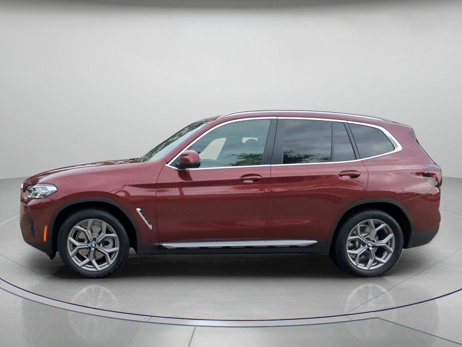 Used 2024 BMW X3 sDrive30i w/ Convenience Package RWD image 16