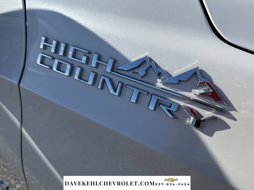 Used 2025 Chevrolet Tahoe High Country w/ Sun And Tow Package image 39