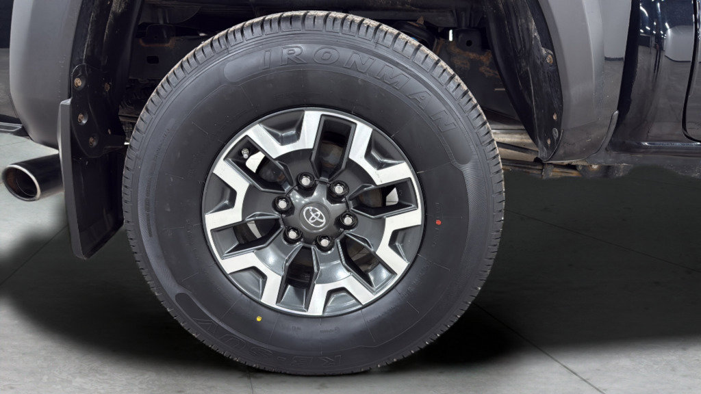 Used 2019 Toyota Tacoma SR5 image 26